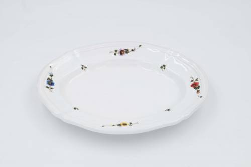Small oval fish plate