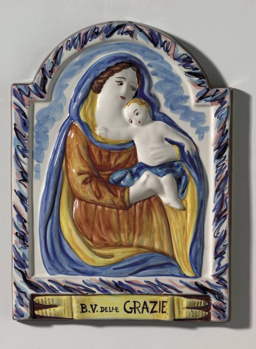 Beata Vergine delle Grazie (Cooperativa Ceramica). Dimensioni: 35, 3 x 26,3 x 3,7 cm.