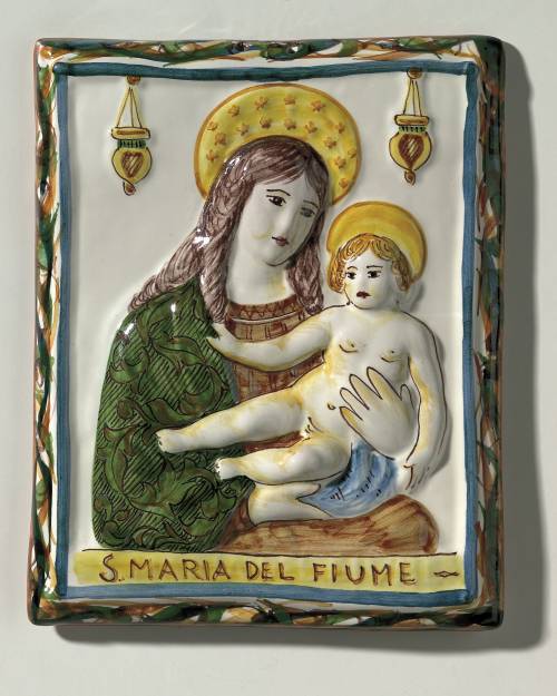 <p>Santa Maria del Fiume. Dimensioni: 22,9 x 18,6 x 2,4 cm.</p>