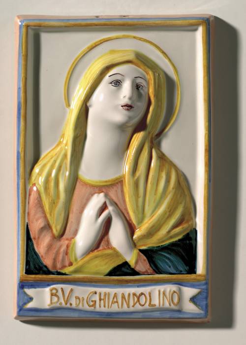 Beata Vergine della Misericordia di Ghiandolino. Dimensioni: 15x22,6x3 cm. 